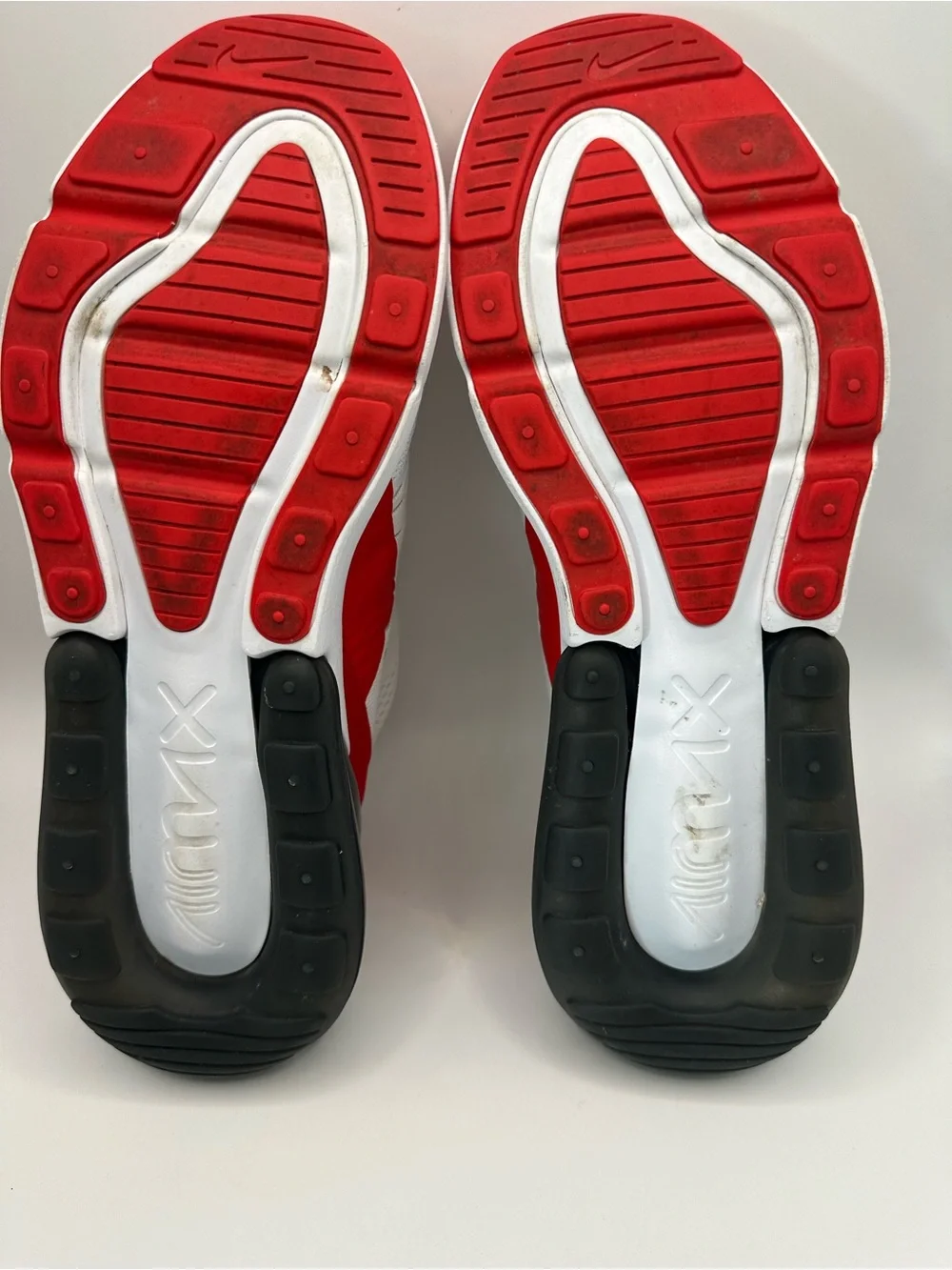 Nike Air Max 270 Men's White/Red Lightweight Athletic Shoes